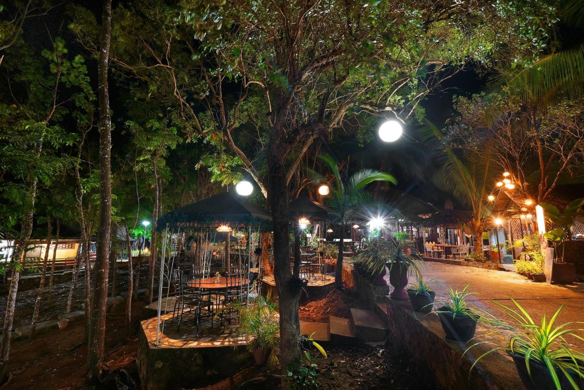 Villa Khadine Grand Vista Resort Coron Buitenkant foto