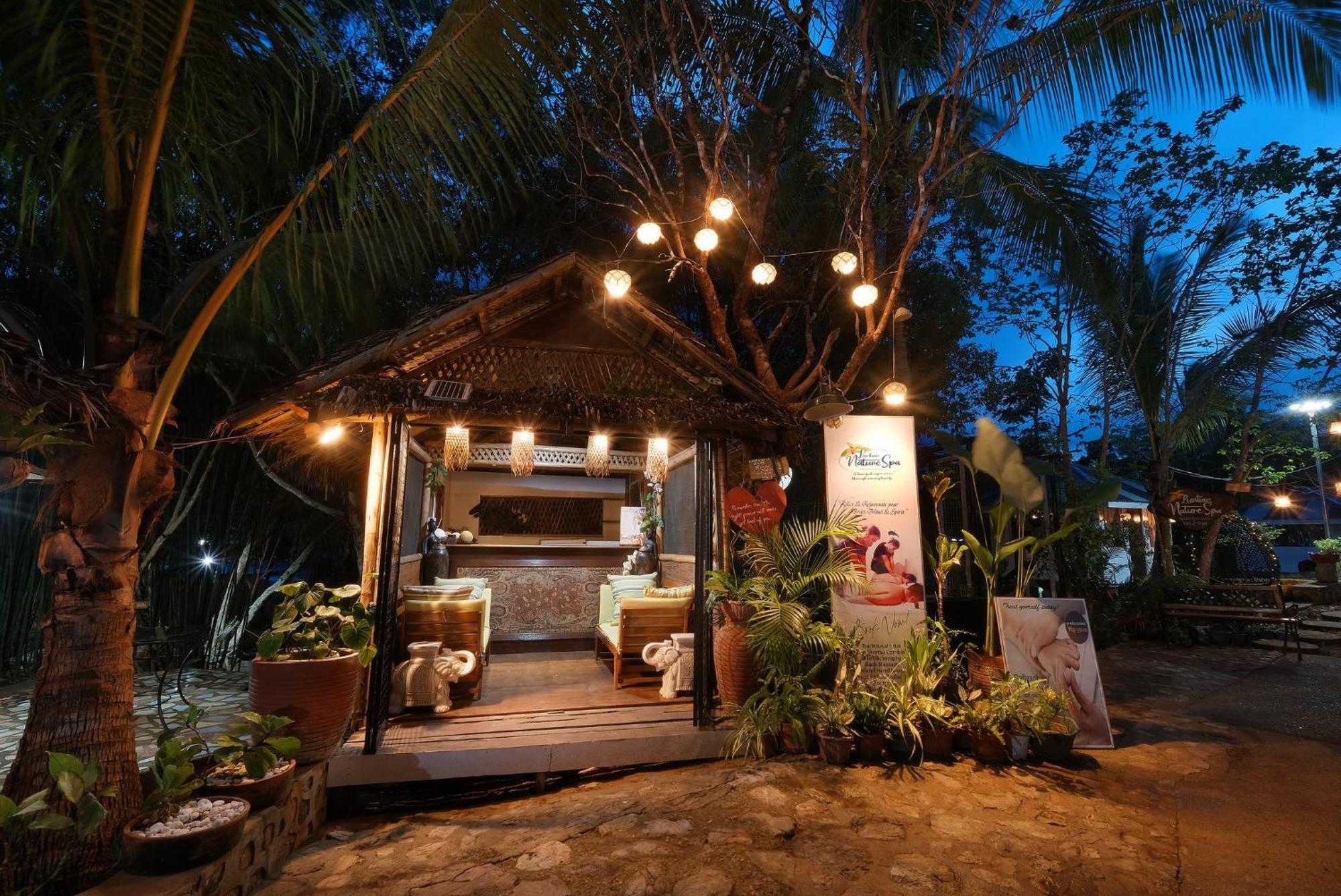 Villa Khadine Grand Vista Resort Coron Buitenkant foto